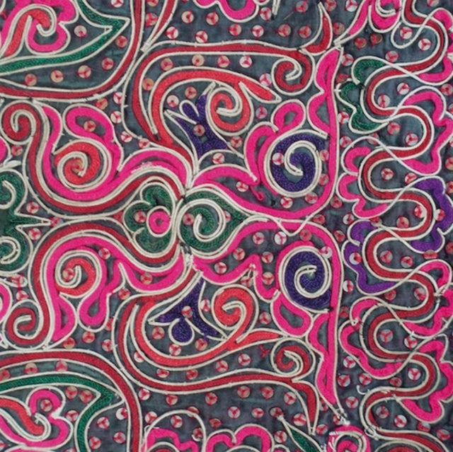 This LP Vinyl is brand new.Format: LP VinylMusic Style: AbstractThis item's title is: Dali ChinaArtist: Kink Gong & Li DaiguoLabel: AKUPHONEBarcode: 660989157548Release Date: 12/6/2019