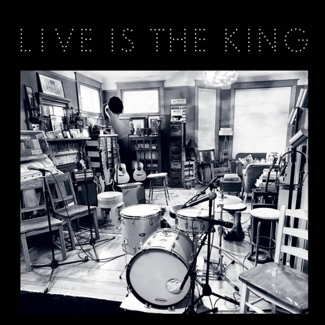 This is a 2 LP Vinyl SKU bundle.
1.This LP Vinyl is brand new.Format: LP VinylThis item's title is: Love Is The King / Live Is The KingArtist: Jeff TweedyLabel: Rock/PopBarcode: 051497284916Release Date: 6/17/2022
2.This LP Vinyl is brand new.