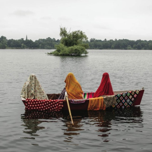 This CD is brand new.Format: CDMusic Style: Psychedelic RockThis item's title is: Held In SplendorArtist: QuiltBarcode: 184923114928Release Date: 1/28/2014