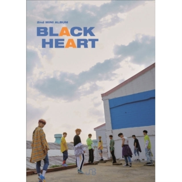 This CD is brand new.Format: CDMusic Style: K-popThis item's title is: Black Heart (Heart Version)Artist: UnbBarcode: 8809516265765Release Date: 6/29/2018