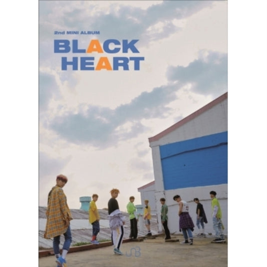 This CD is brand new.Format: CDMusic Style: K-popThis item's title is: Black Heart (Heart Version)Artist: UnbBarcode: 8809516265765Release Date: 6/29/2018