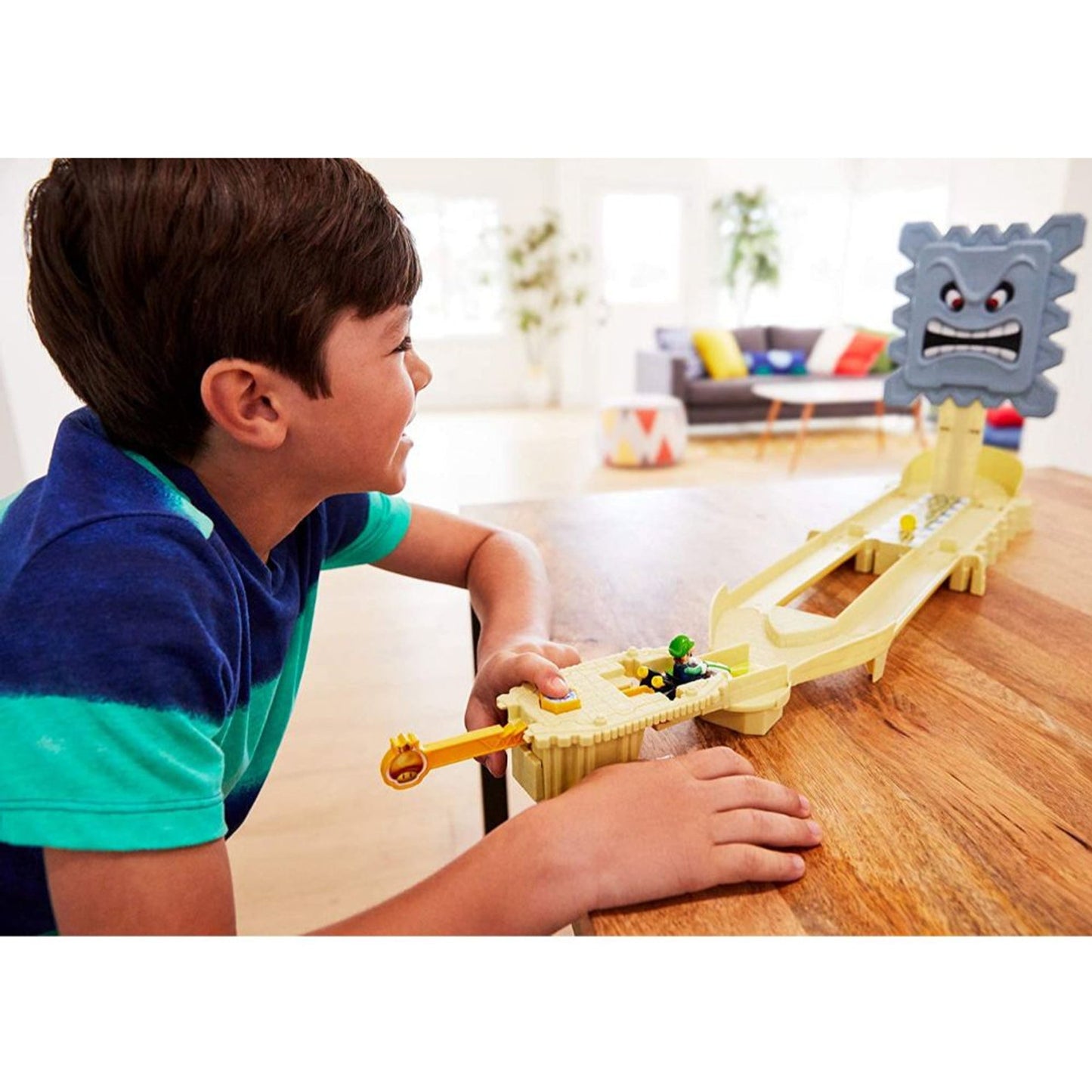 Hot Wheels: Mario Kart: Track Set - Thwomp Ruins