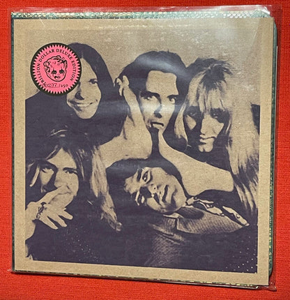 Live From The Astroturf (Apricoot LP Vinyl/DVD) & Billion Dollar Babies (50Th Anniversary/Deluxe/3LP) & Alice Cooper's Greatest Hits (180G/Limited Anniversary Edition)